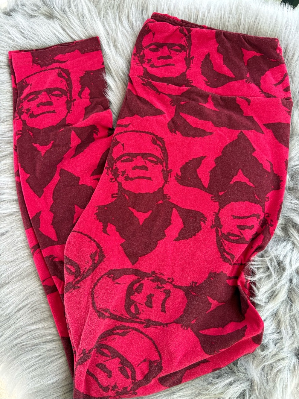 LuLaRoe Red Print Leggings